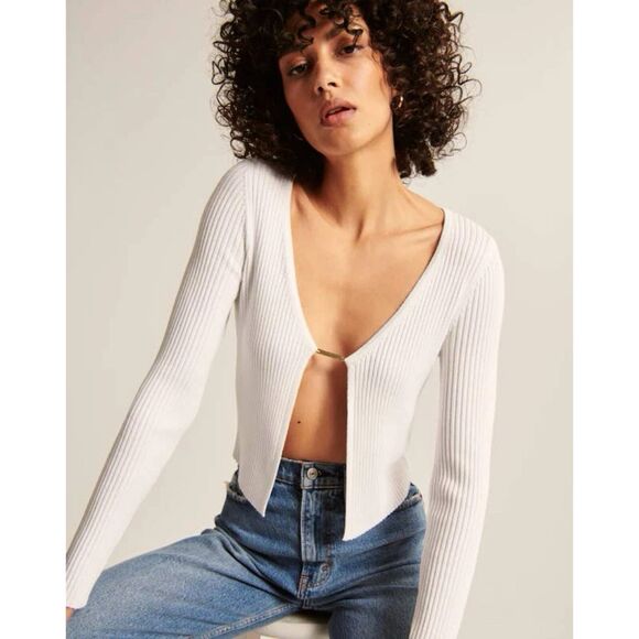 Abercrombie & Fitch Sweaters - Abercrombie & Fitch NWT Ivory Slim Bar Ribbed Cardigan Size MT Medium Tall